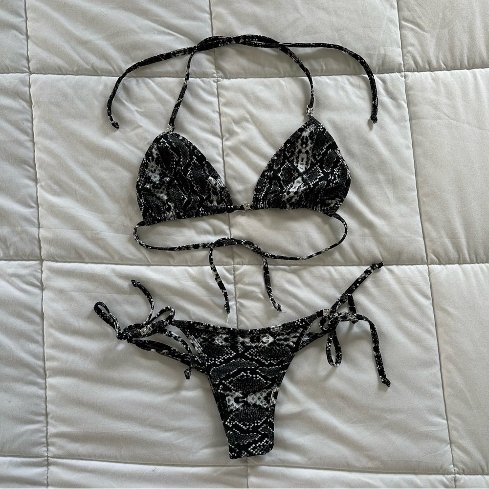 ❌SOLD❌ Bikini Competition Practice Posing Suit